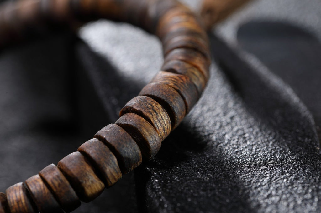 Agarwood Disc Bracelet | TACHIAN Natural Aloeswood - TACHIAN